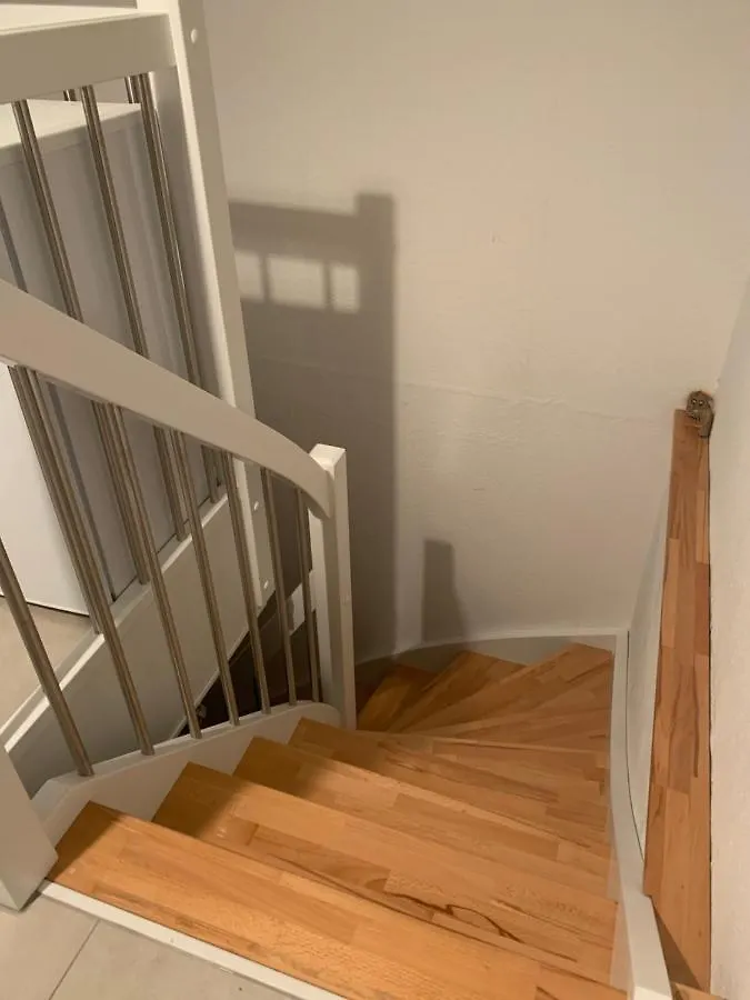 בית אירוח הנובר Messe Apartment